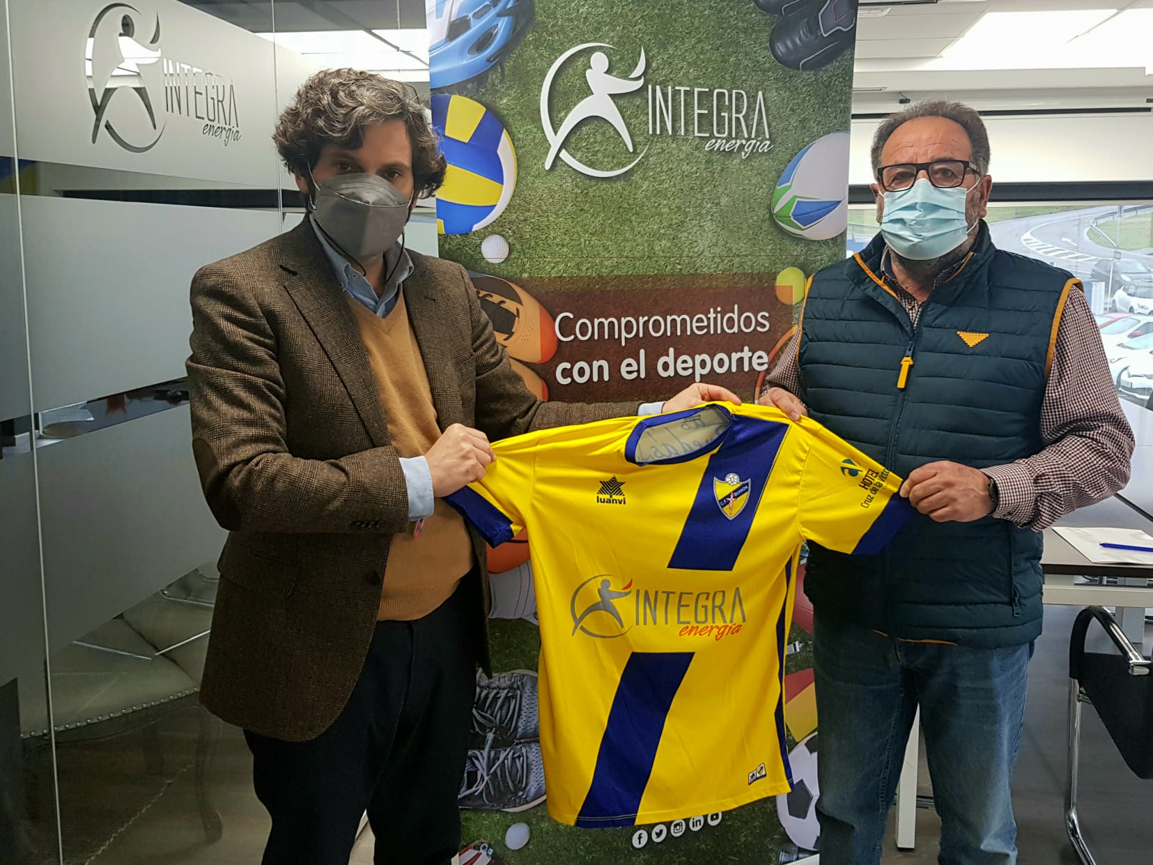 Renovación del patrocinio entre el Berrón C.F. e Integra Energía