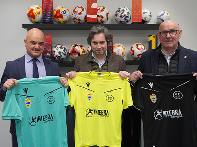 Integra Energía renueva su compromiso con el fútbol asturiano hasta 2028